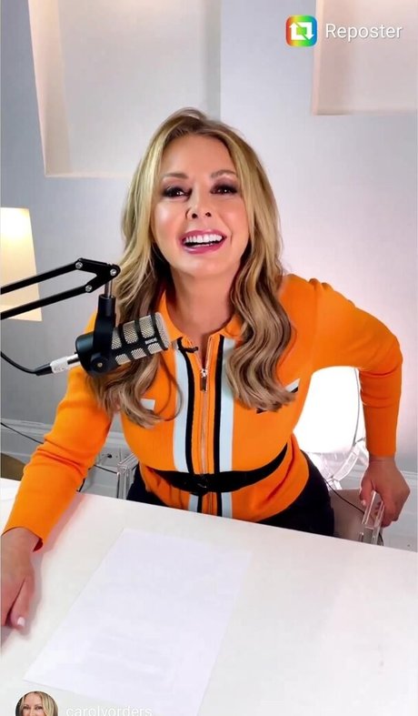 Carol Vorderman free pornstar img