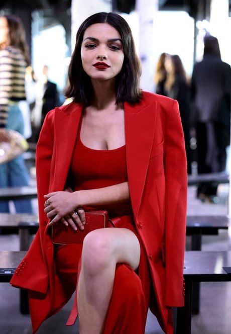 Rachel Zegler star sex img