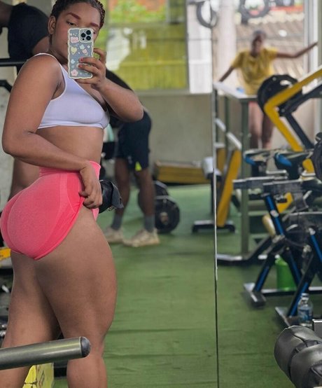 maryoficial fit star top pic