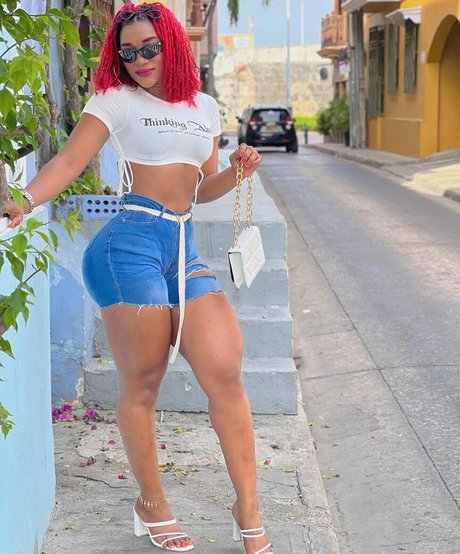 maryoficial fit xxx pornstar img