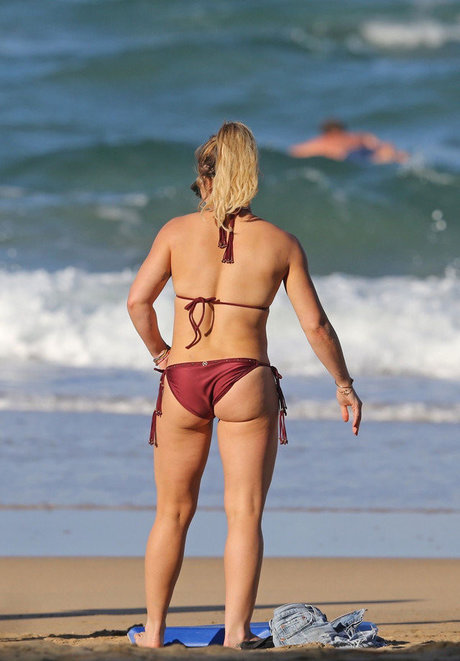 Hilary Duff porn model images