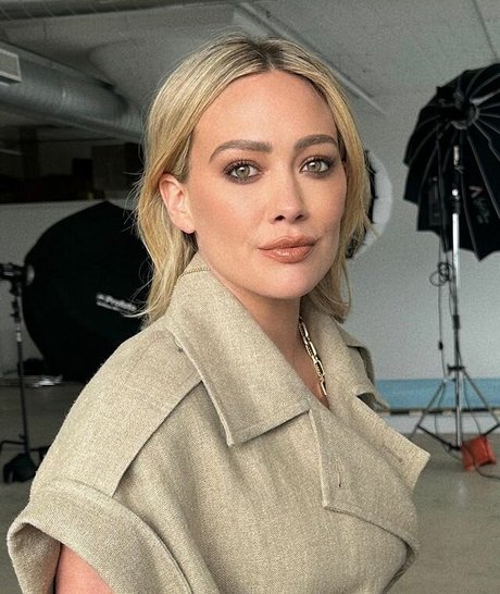 Hilary Duff model pics