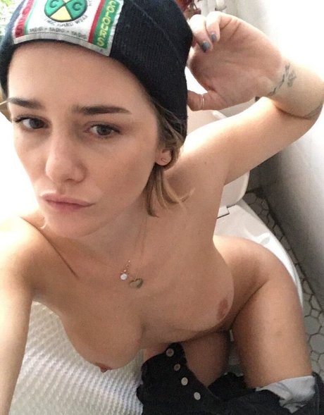 Addison Timlin high quality star images