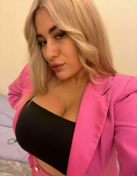 heavenkarina1 nude actress photo