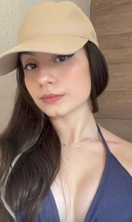 Yayahuz beautiful pornstar pic