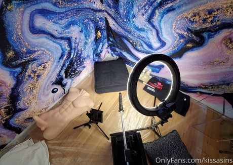 Kissasins high quality star image