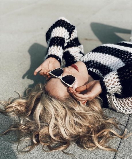 blowjob selfie onlyfans sexy pic