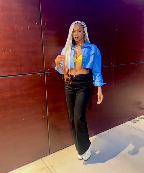 Briana Brandy model pornographic gallery