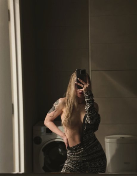 busty solo onlyfans free nude galleries