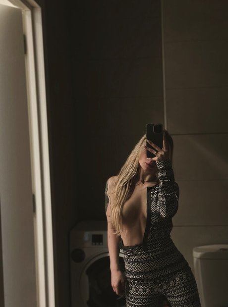 thick latina milf onlyfans porno images