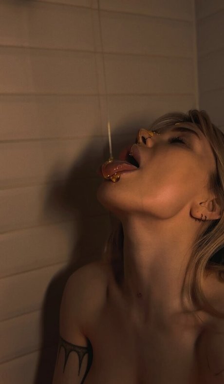 Sorabi model pretty galleries