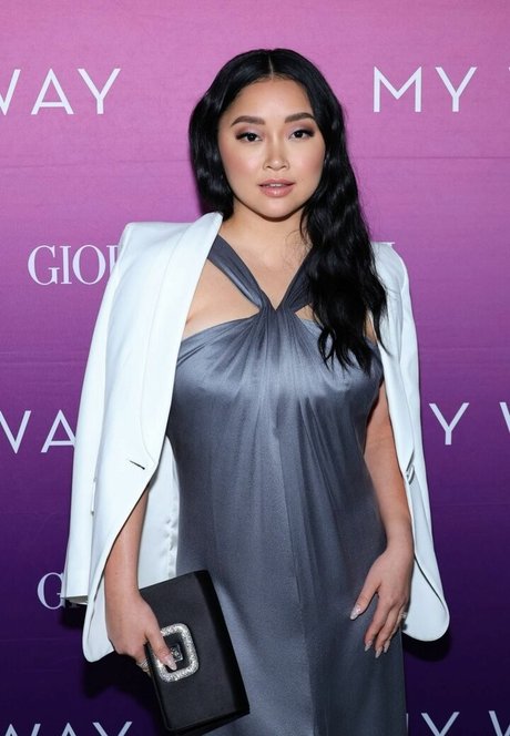 Lana Condor star sexy images