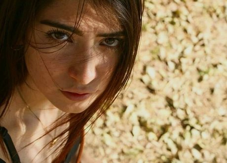 AcuarelaBlanca naked model pic