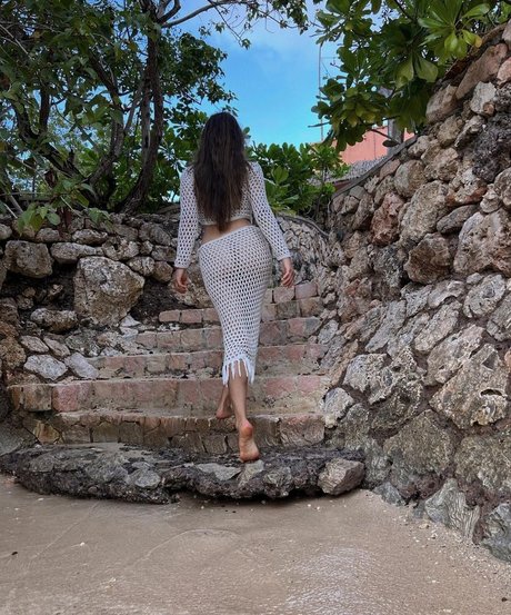 Shay Mitchell sex model photo