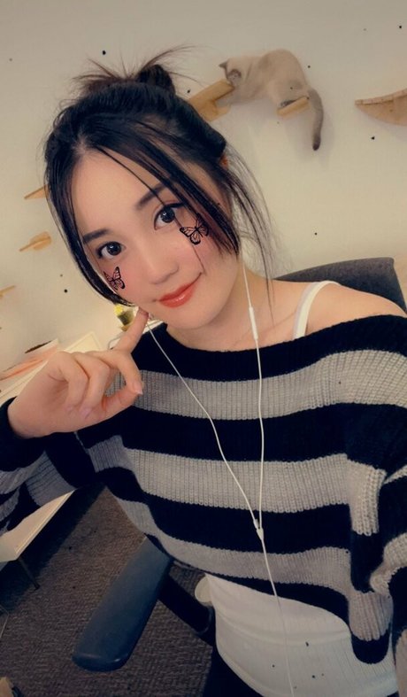 AngelsKimi exclusive pornstar gallery