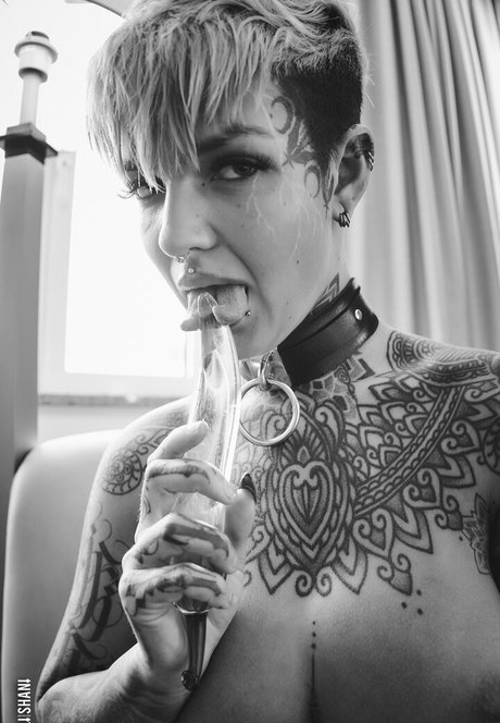 Stefani Marz pretty pornstar photos