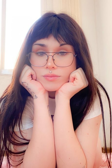 Julia Diotti model erotic pic