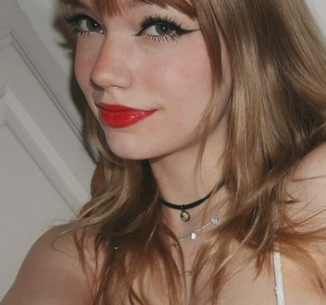 Mikahhlynn beautiful actress pic