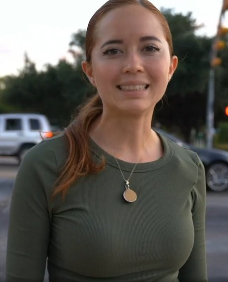 Mayahiga nude model pictures