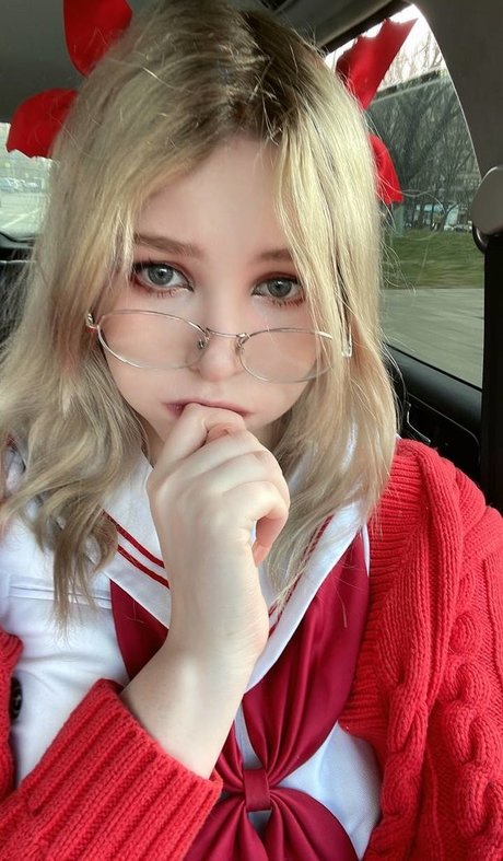 thigh high boots onlyfans hd image