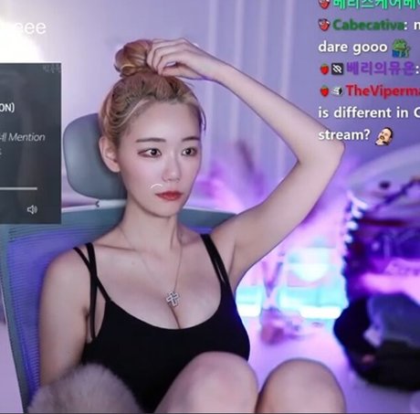 fight onlyfans beautiful nude picture