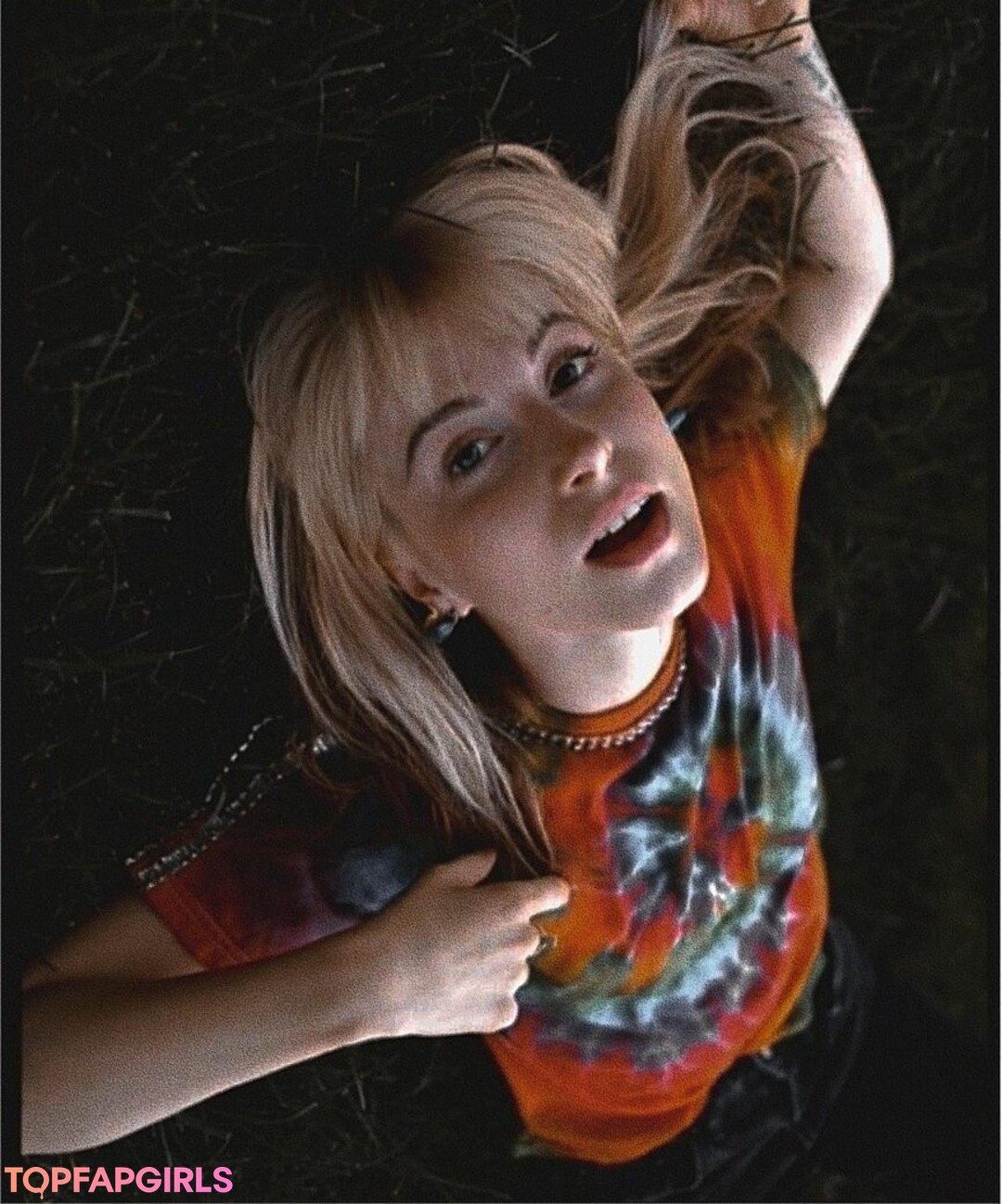 two onlyfans exclusive pics