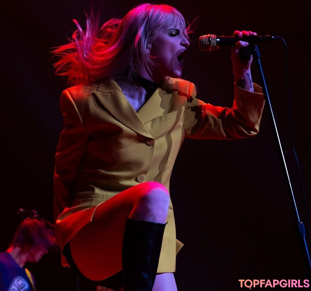 licking pussy onlyfans erotic pic