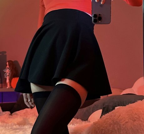 deep onlyfans exclusive photos