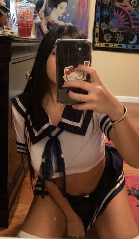 kenniwennii pretty actress pic