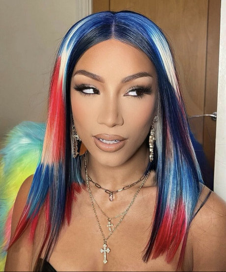 Sasha Banks exclusive star img