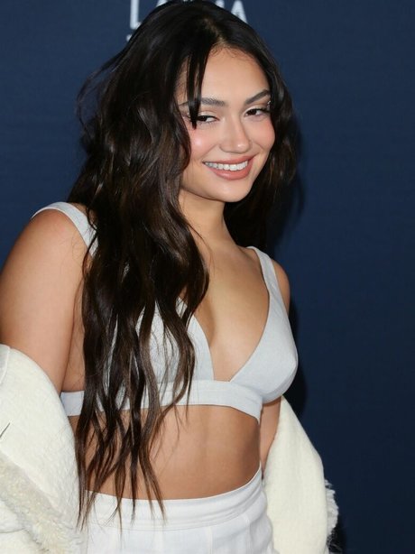 Avani Gregg model perfect picture