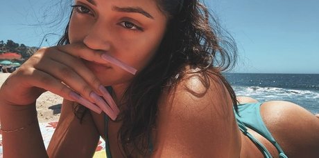 Avani Gregg pornstar hot picture