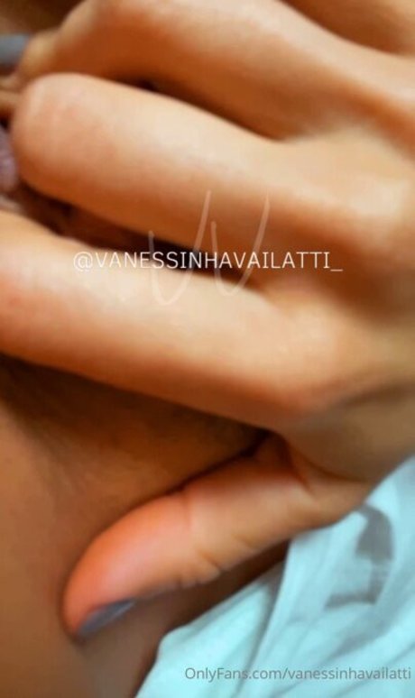 Vanessinha Vailatti sexy actress gallery