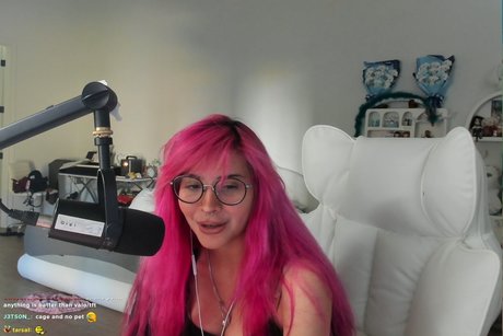 Noodlenom beautiful actress galleries