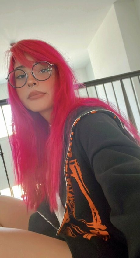 Noodlenom erotic star img