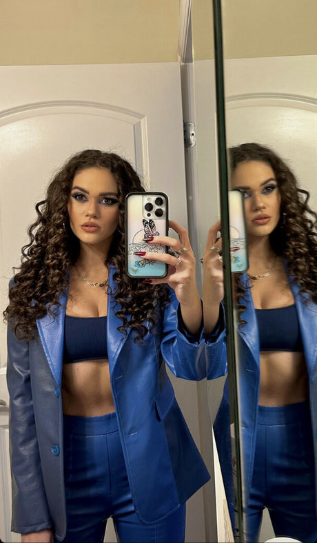 Madison Pettis star pretty pic