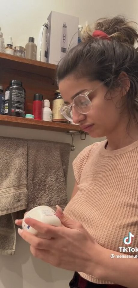 mnufo pretty actress images