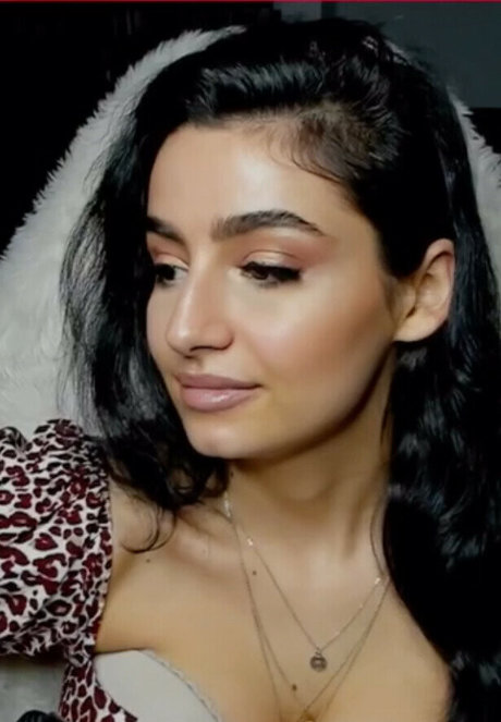 mnufo erotic star pic