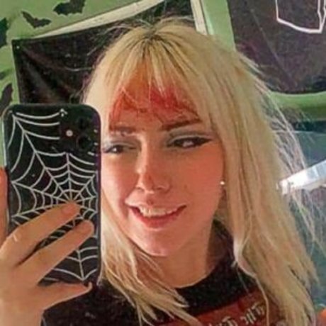 lvngdedgrl high quality actress pic