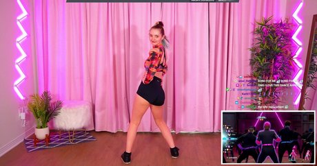 Littlesiha model erotic gallery