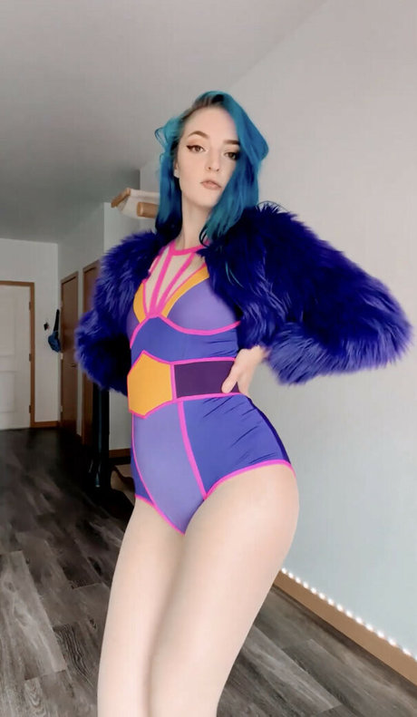 female popular onlyfans hot sexy pics