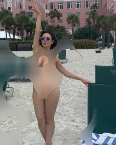 Milana Vayntrub pornstar sexy archive