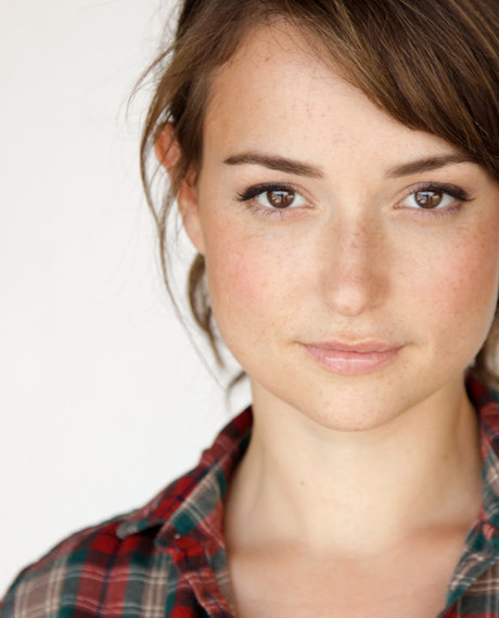Milana Vayntrub model top pics