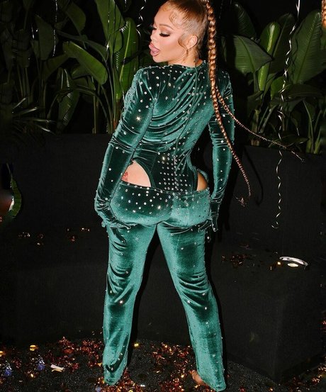 latto777 hd model photos