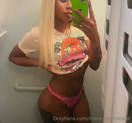 pretty pussy onlyfans nudes pictures