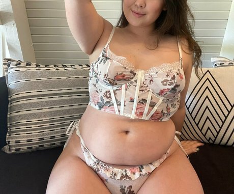 daeunhoney pornstar top photo