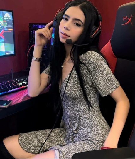 La Nina Fresa model pornographic pic