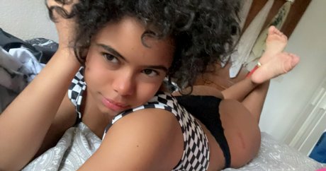 deliciussscurly porn model pictures