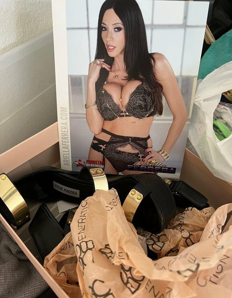 ariellaferrera pornstar adult archive