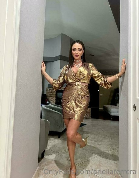 ariellaferrera xxx pornstar picture